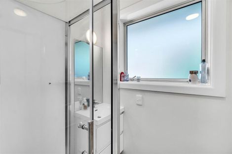 Photo of property in 2/46 Lochee Road, Upper Riccarton, Christchurch, 8041