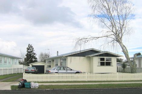 Photo of property in 9 Rosalind Street, Deanwell, Hamilton, 3206