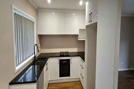 Photo of property in 92c Cargill Street, Papakura, 2110