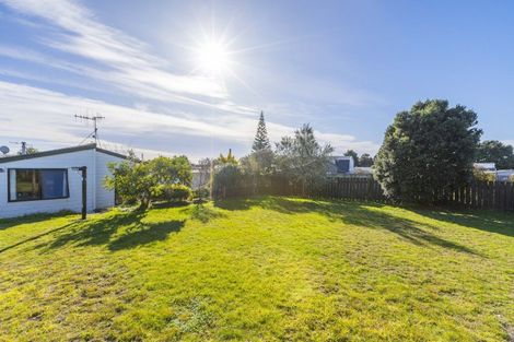 Photo of property in 34 Hollis Road, Paraparaumu Beach, Paraparaumu, 5032