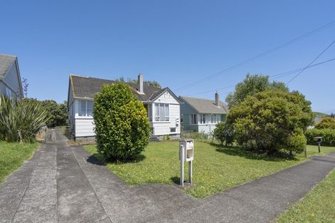 Photo of property in 61 Cook Street, Marfell, New Plymouth, 4310