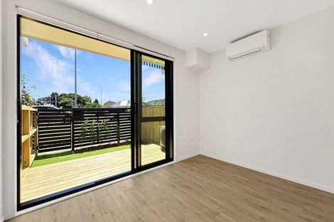 Photo of property in 1/2 Riversdale Road, Avondale, Auckland, 1026