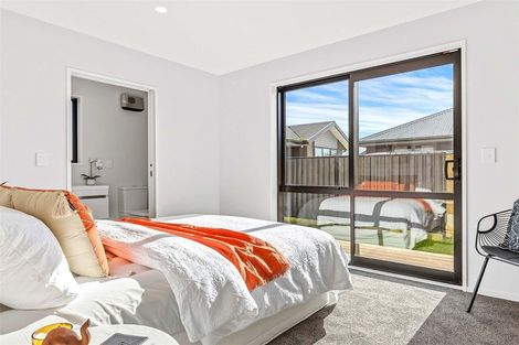 Photo of property in 18a Guernsey Street, Aranui, Christchurch, 8061