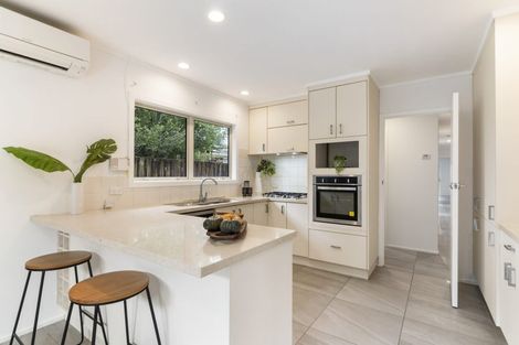 Photo of property in 2 Ashdown Place, Pahurehure, Papakura, 2113