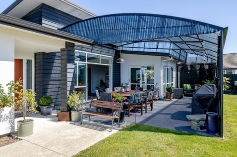 Photo of property in 2 Morocco Terrace, Kelvin Grove, Palmerston North, 4414