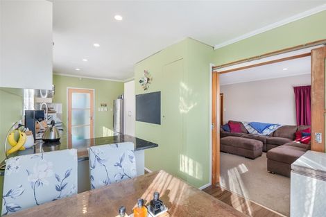 Photo of property in 99 Cargill Street, Papakura, 2110