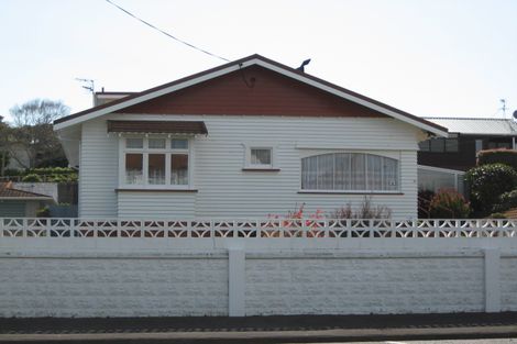 Photo of property in 74 Tukapa Street, Westown, New Plymouth, 4310