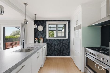 Photo of property in 13 Bristol Avenue, Brookfield, Tauranga, 3110