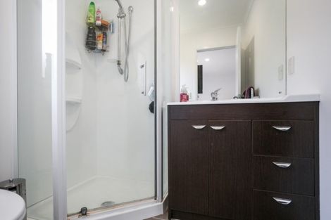 Photo of property in 2 Harrison Court, Clive, 4102