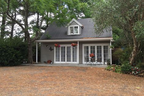 Photo of property in 10 Old Pine Valley Road, Dairy Flat, Silverdale, 0992