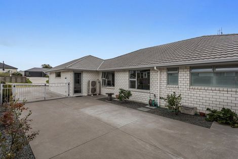 Photo of property in 12 Acacia Avenue, Coastlands, Whakatane, 3120