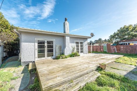 Photo of property in 22 Kotuku Street, Castlecliff, Whanganui, 4501