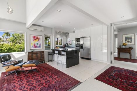 Photo of property in 9 Park Avenue, Takapuna, Auckland, 0622