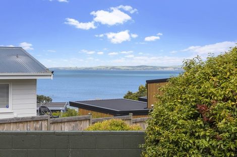 Photo of property in 1/95 Aberdeen Road, Castor Bay, Auckland, 0620