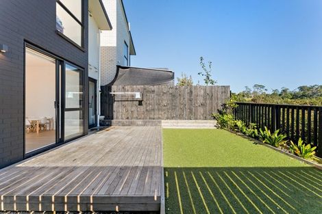 Photo of property in 63 Biokovo Street, Massey, Auckland, 0614