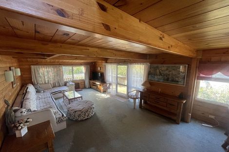 Photo of property in 2/28 Knightsbridge Drive, Forrest Hill, Auckland, 0620