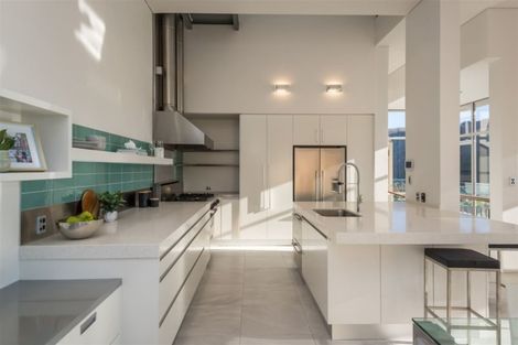 Photo of property in 64 Scarborough Road, Scarborough, Christchurch, 8081