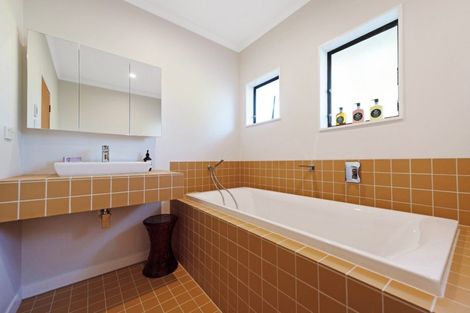 Photo of property in 15a Alexander Road, Raumati Beach, Paraparaumu, 5032