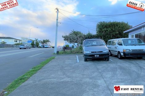 Photo of property in 2/221 Onewa Road, Birkenhead, Auckland, 0626