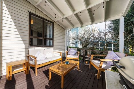 Photo of property in 44 Mcintyre Road, Mangere Bridge, Auckland, 2022