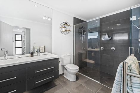 Photo of property in 3 Floyd Road, Riverhead, 0820