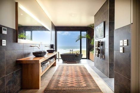 Photo of property in 201 Te Maire Road, Te Kopuru, 0371