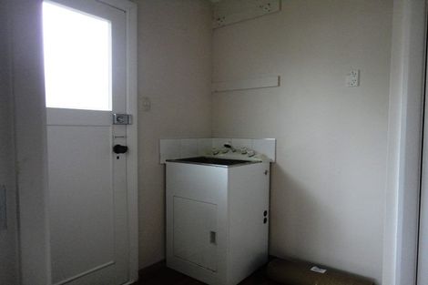 Photo of property in 6 Waikaremoana Place, Pakuranga Heights, Auckland, 2010