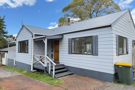 Photo of property in 19 Luanda Drive, Ranui, Auckland, 0612