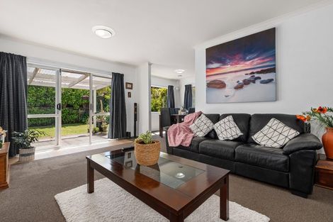 Photo of property in 44 Pelorus Street, Welcome Bay, Tauranga, 3112