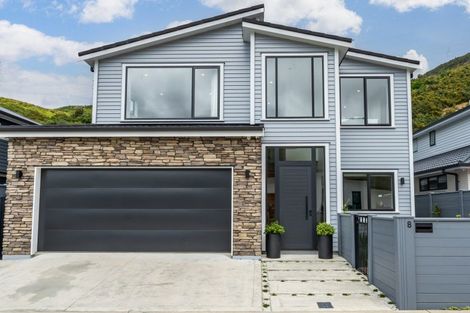 Photo of property in 8 Ramarama Lane, Crofton Downs, Wellington, 6035