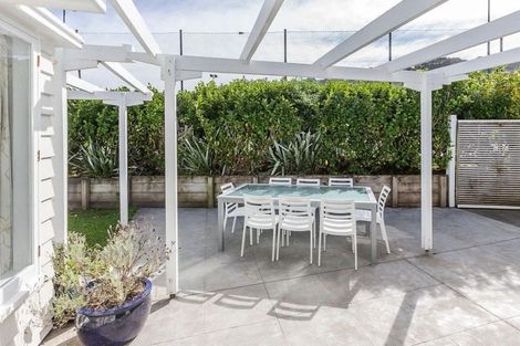 Photo of property in 45 Delhi Crescent, Khandallah, Wellington, 6035