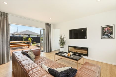 Photo of property in 39 Makawe Roa Street, Marshland, Christchurch, 8083