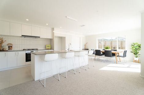 Photo of property in 47 Stockport Grove, Churton Park, Wellington, 6037