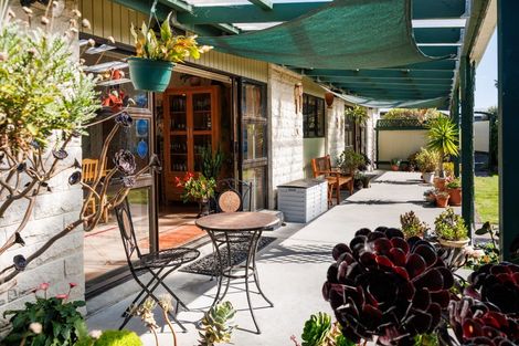 Photo of property in 372 Kimbolton Road, Feilding, 4702