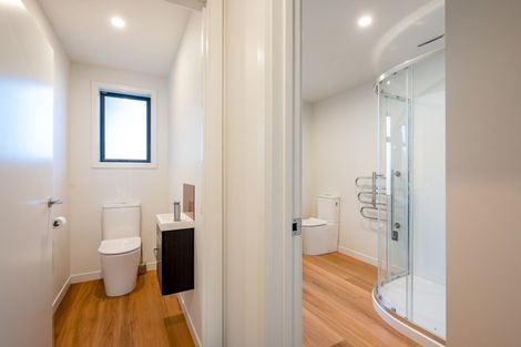 Photo of property in 37 Pounamu Avenue, Albert Town, Wanaka, 9305