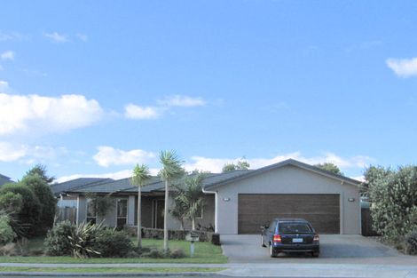 Photo of property in 81 Katerini Grove, Papamoa Beach, Papamoa, 3118