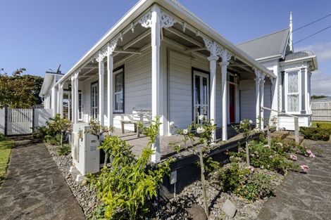 Photo of property in 14 Mouatt Street, Waitara, 4320