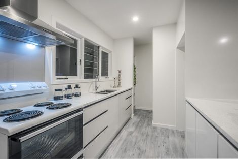Photo of property in 47 Grande Vue Road, Hillpark, Auckland, 2102