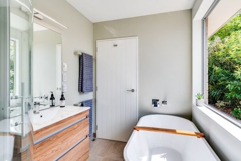 Photo of property in 2b Moeller Street, Taradale, Napier, 4112