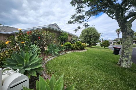 Photo of property in 4 Amery Place, Papamoa Beach, Papamoa, 3118