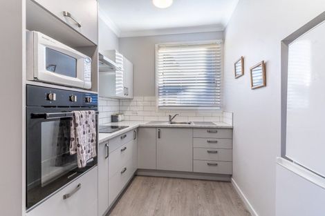 Photo of property in 47 Mary Street, Winton, 9720