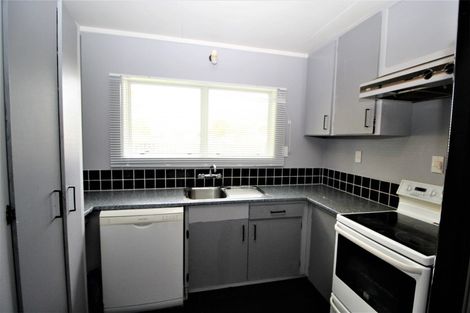 Photo of property in 11 Ross Street, Woodville, 4920