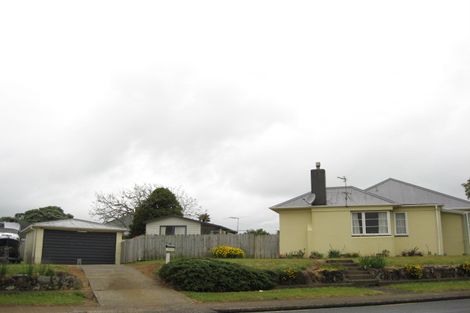 Photo of property in 1 Dublin Street, Pukekohe, 2120