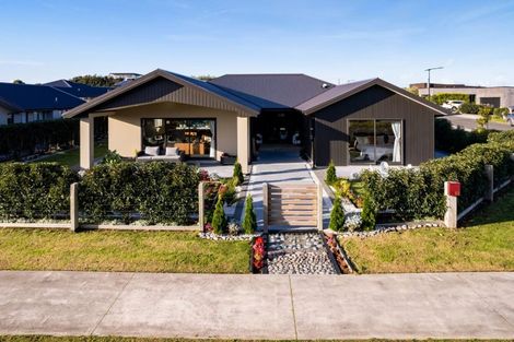 Photo of property in 12 Kotare Drive, Waiwhakaiho, New Plymouth, 4312