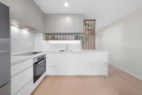 Photo of property in 640a Massey Road, Mangere, Auckland, 2022