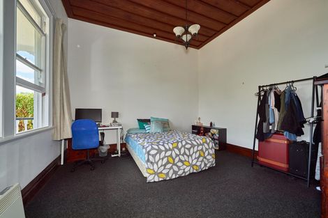 Photo of property in 11 Limbrick Street, Terrace End, Palmerston North, 4410