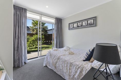 Photo of property in 37 Callender Terrace, Paraparaumu Beach, Paraparaumu, 5032
