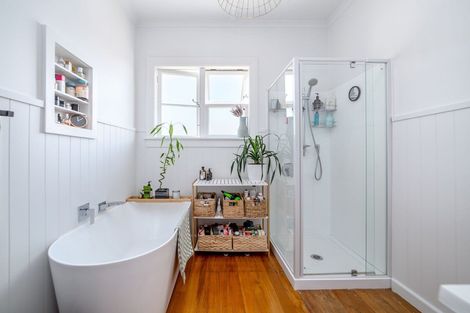 Photo of property in 28 Garrison Street, Carterton, 5713