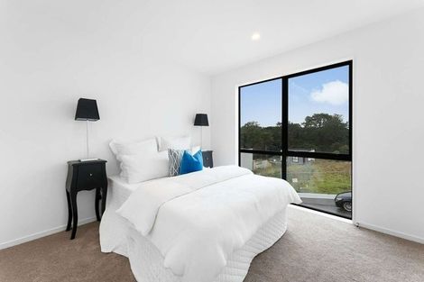 Photo of property in 38 Waihou Crescent, Albany Heights, Auckland, 0632