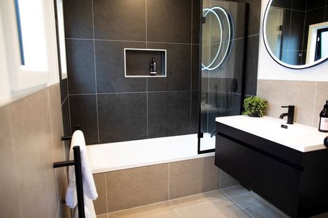 Photo of property in 1/76 Gills Road, Bucklands Beach, Auckland, 2014